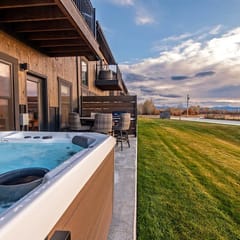 Stone Peak 710