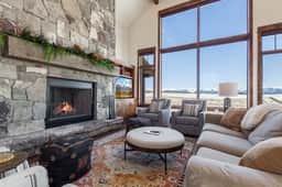 Tamarack Trail Retreat - Image 2