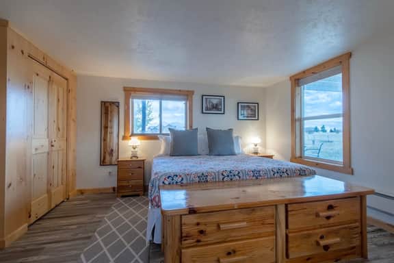 Fischer Lane Cabin