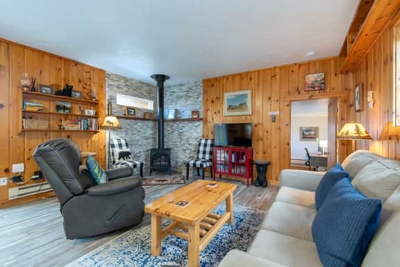 Fischer Lane Cabin