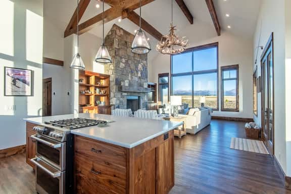Tamarack Trail Retreat