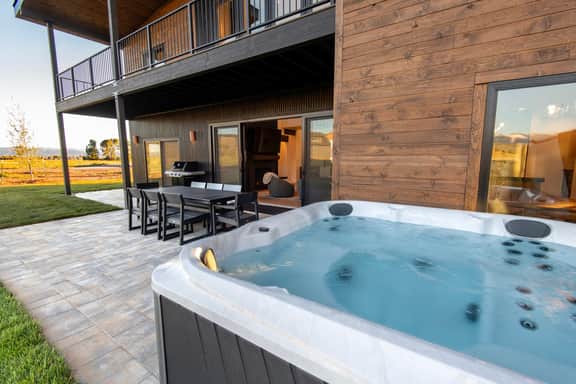 Jackrabbit Lodge