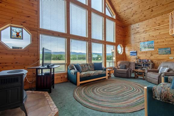 Bear Creek Cabin - Image 2