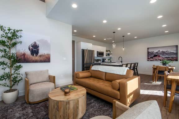 Stone Peak 710 - Image 3