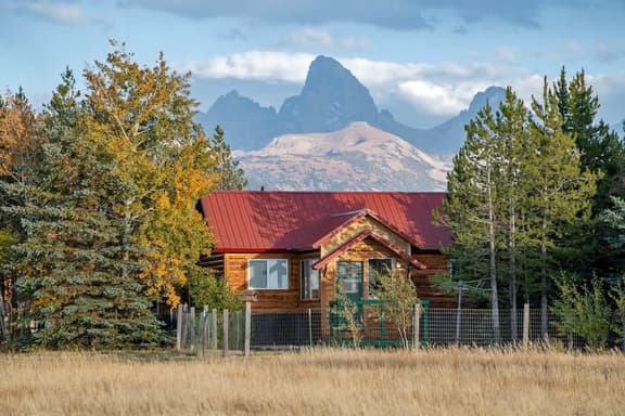 Fischer Lane Cabin