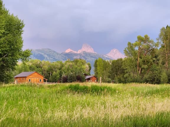 Teton Meadow Grand View Cabin