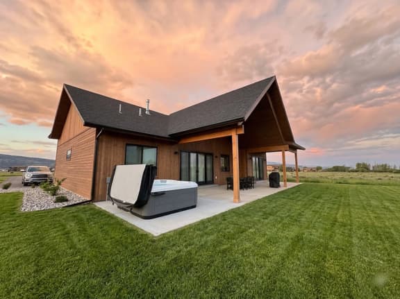 Teton Gateway