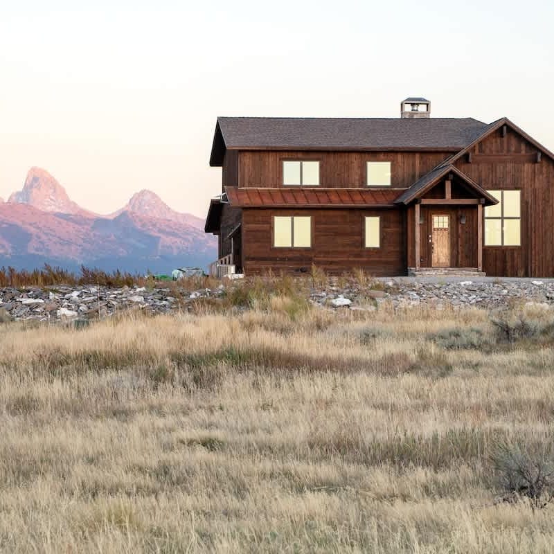 Tamarack Trail Retreat